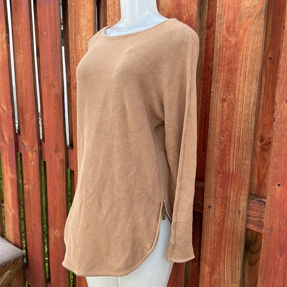 MICHAEL Michael Kors Tan Knitted Long Sleeve Side Zip Relaxed Sweater Size M - Picture 4 of 9
